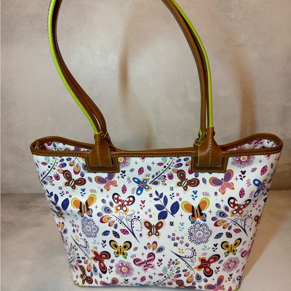 Disney Epcot Flower & Garden Festival 2019 Tote and Wallet Dooney & Bourke - Picture 4 of 15